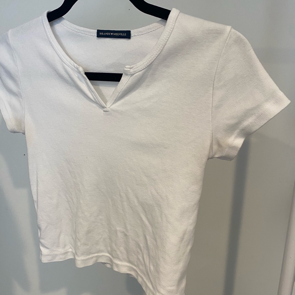BRANDY MELVILLE WHITE TOP